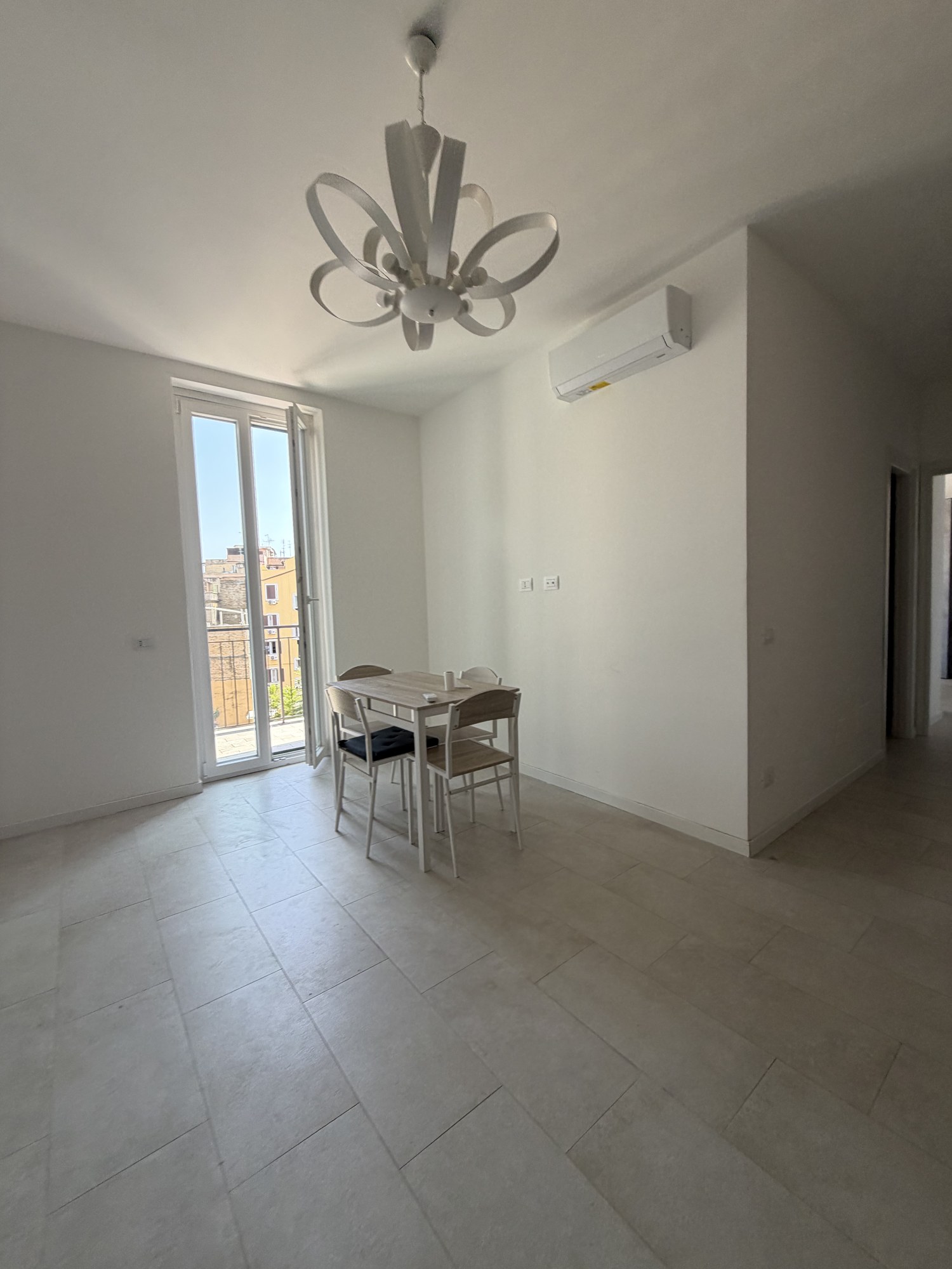 Pigneto Palace Double Bed, Pigneto — apartment for rent in Rome with BOOM